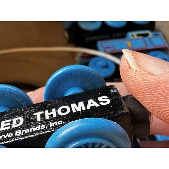 Snow Covered Thomas Wooden Railway Vtg 2003 Train Engine Learning Curve Limit-1 - Picture 12 of 15